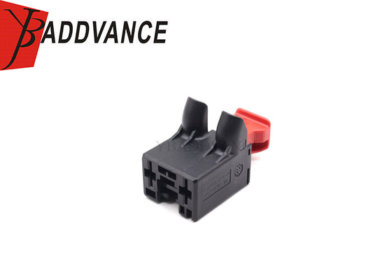 5Q0972752 Female 2 Pin PBT GF10 Car Cable Connector For VW Audi A3 2019 Skoda Seat