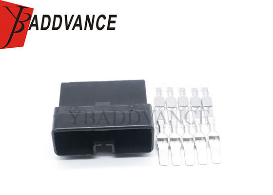 6098-0154 4.8mm Sumitomo 10 Pin Male Automotive Connector For Toyota 90980-10861