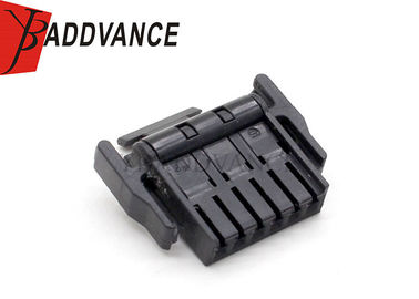 6 Way Electrical TE Connectivity AMP Connectors Female 16 - 24 AWG Wire Gauge Black Color